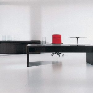 שולחן מנהל דגם מאסטר