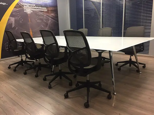 איך להתאים ולשלב את הריהוט לסוג הפרקט? 1